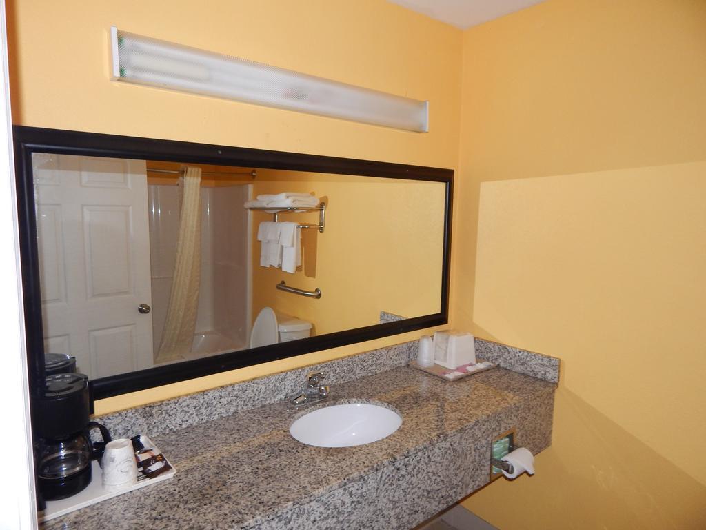 Sunrise Inn - Brownsville Phòng bức ảnh